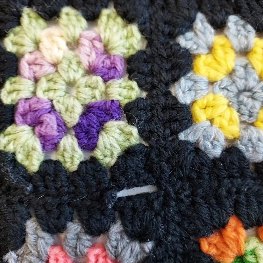 Vtg Handmade Granny Square Crochet‎ Blanket Afghan 70s Cabin Cottage Core Throw